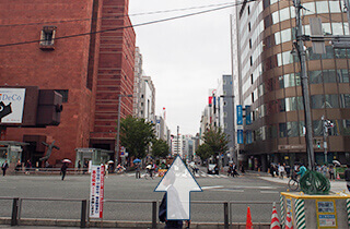 JR博多駅博多口からの道順4