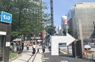 JR有楽町駅からの道順5