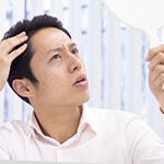 治療の第一歩は 現状を知ることから。 AGA度セルフ診断